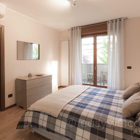 Ferienwohnung Easy Welcome Casa Rosada Nova Milanese Exterior foto