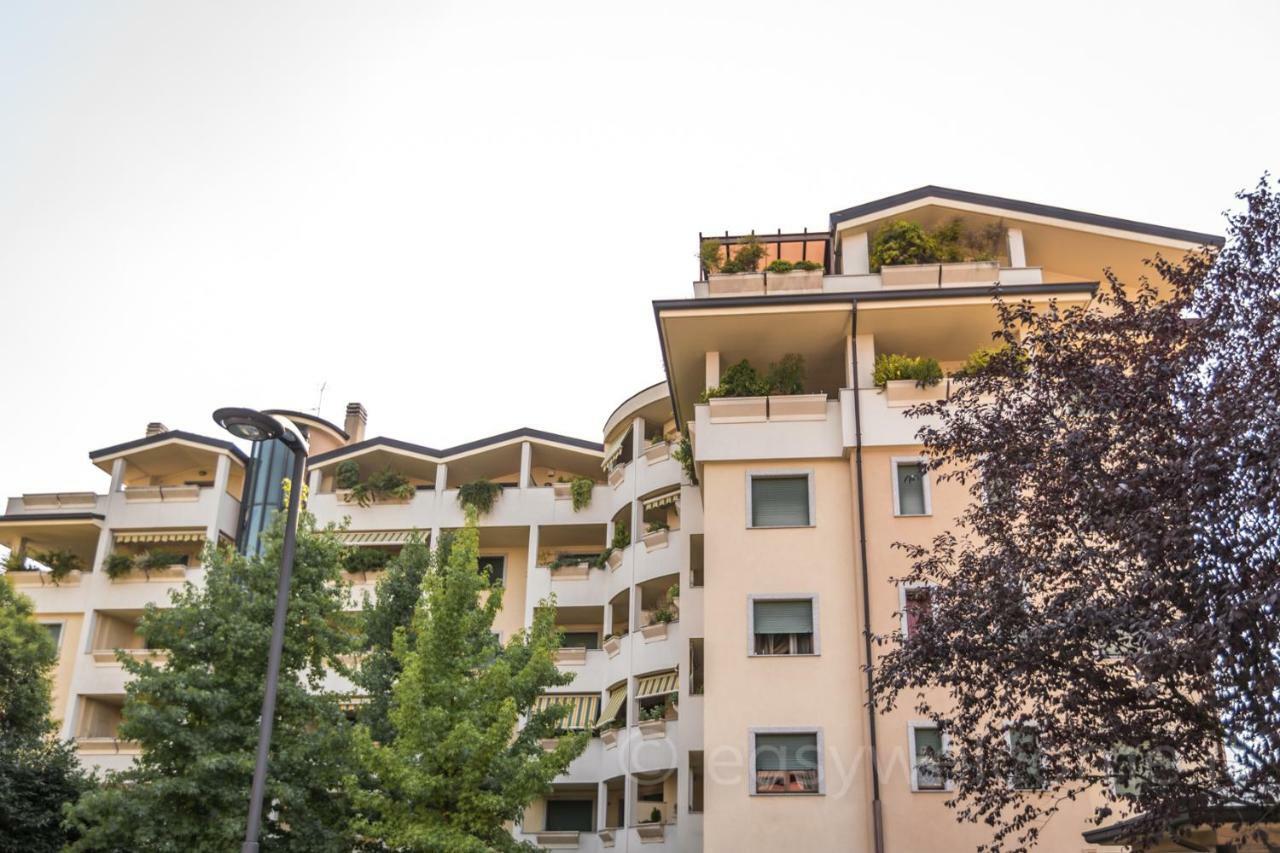 Ferienwohnung Easy Welcome Casa Rosada Nova Milanese Exterior foto